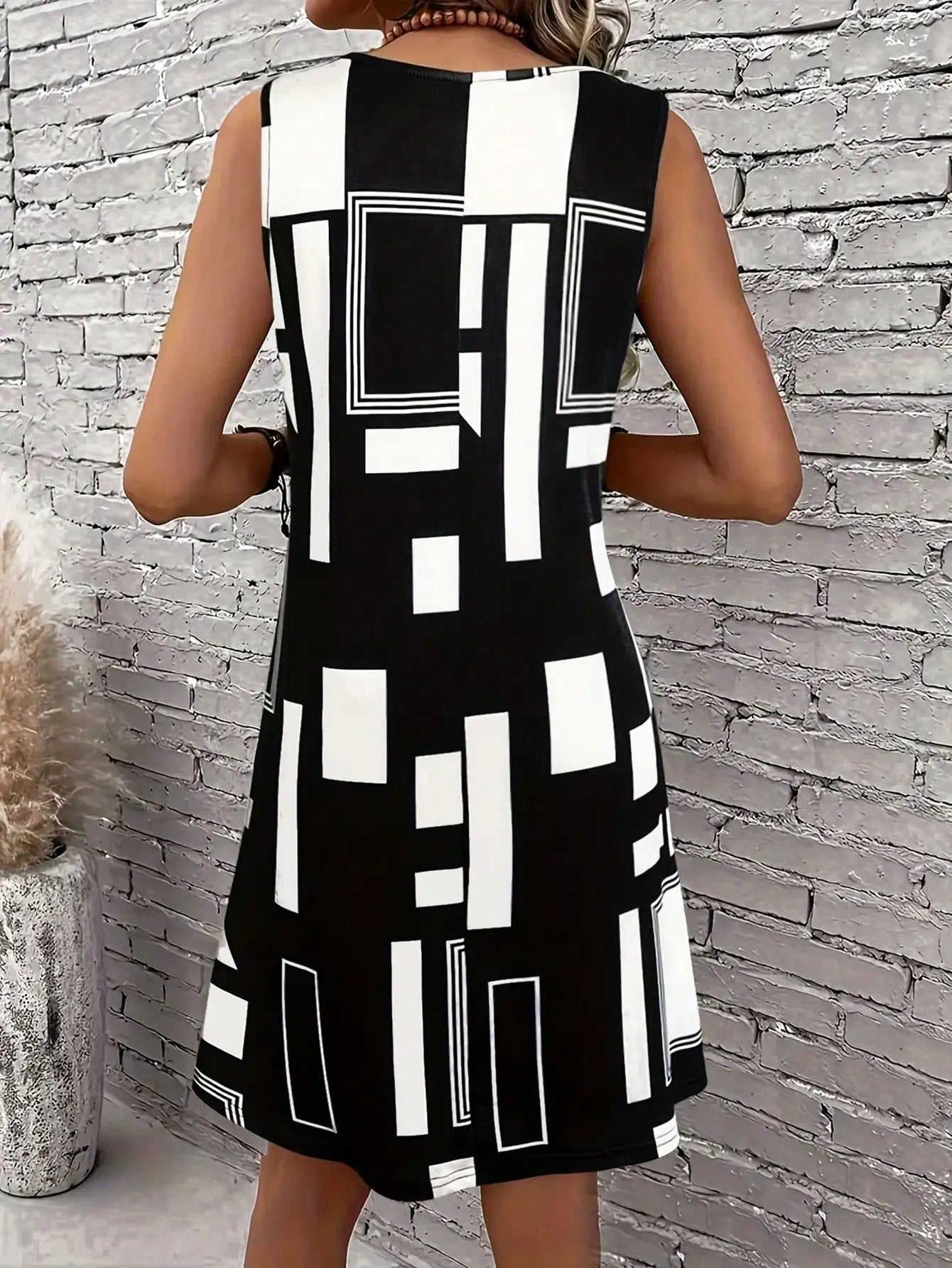 Geometric Pattern Sleeveless Dress for Women – Summer Clothes