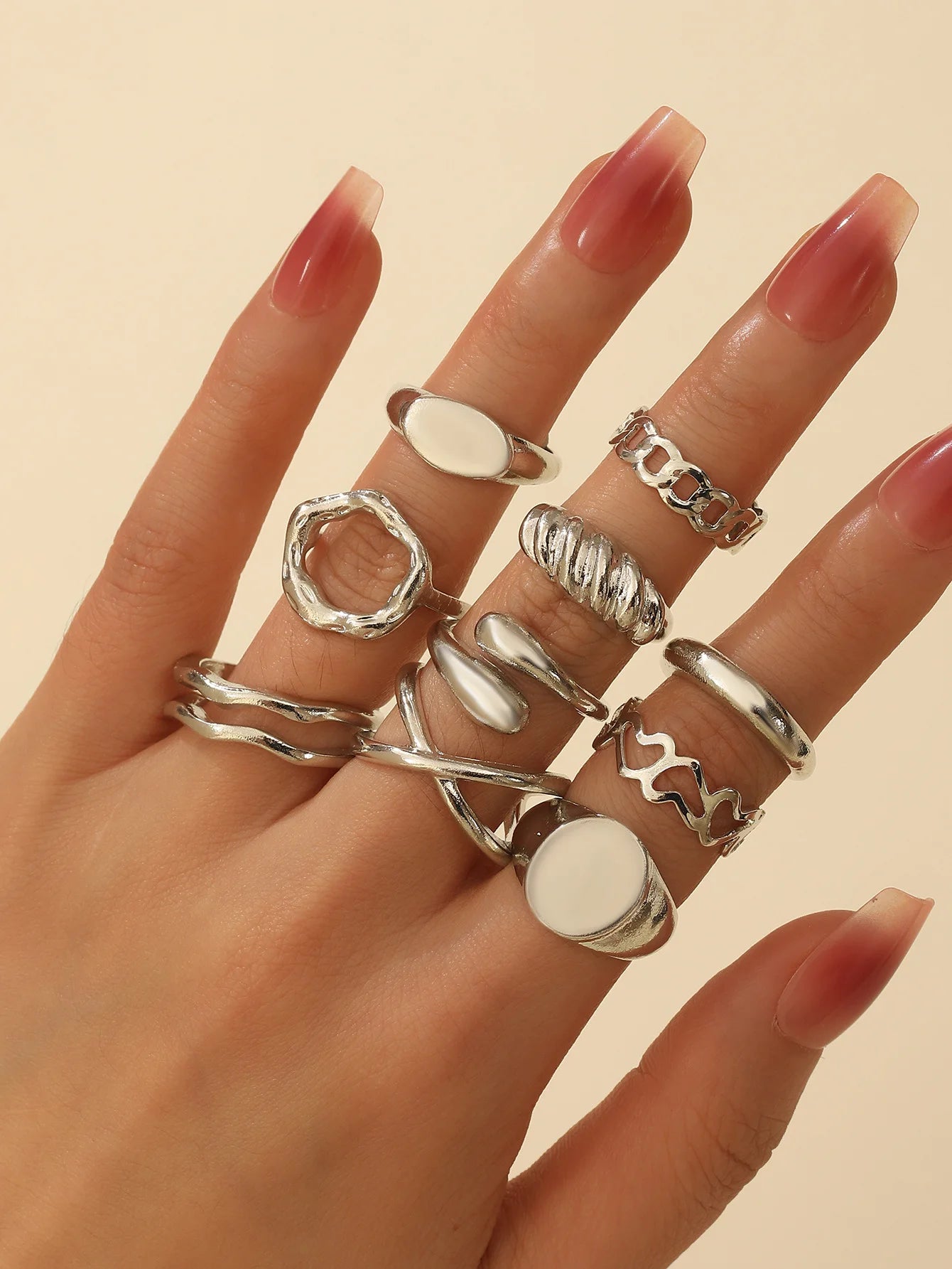 30 Pieces Women’s Stackable Rings – Elegant Gold & Rhinestone Cocktail Rings
