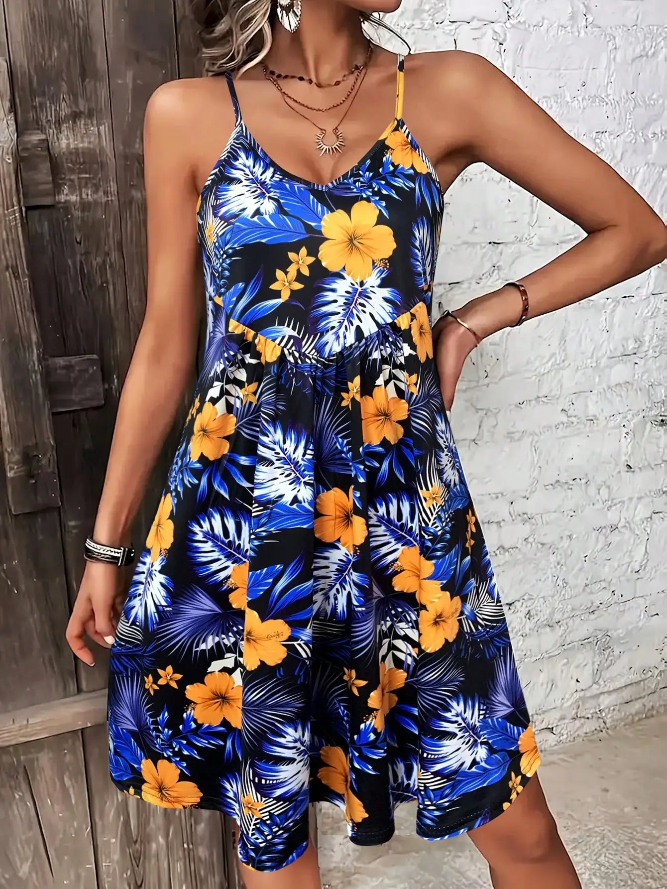 Women’s Summer Vacation Boho Dress – V-Neck Spaghetti Strap Sundress