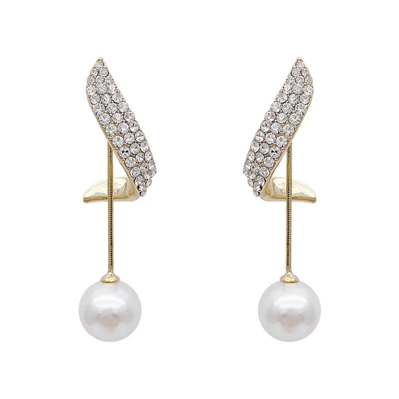 Classic Elegant Imitation Pearl Dangle Earrings β Crystal Long Tassel Drop Design